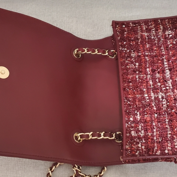 FLEMING CONVERTIBLE SHOULDER BAG tweed IN Burgundy - Picture 6 of 10